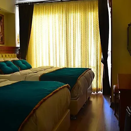 Blue Hotell