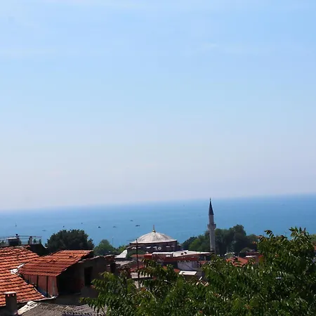 Blue 3* איסטמבול