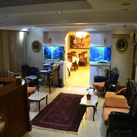 Blue Hotell